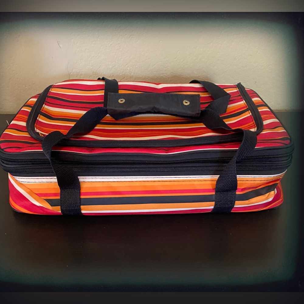 Thirty-One Insulated Perfect Party Carrier